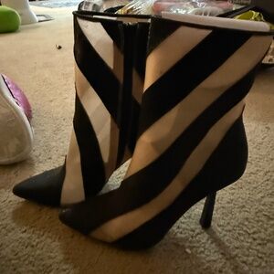 Betsy Johnson black and nude stripedMidi heel Boots